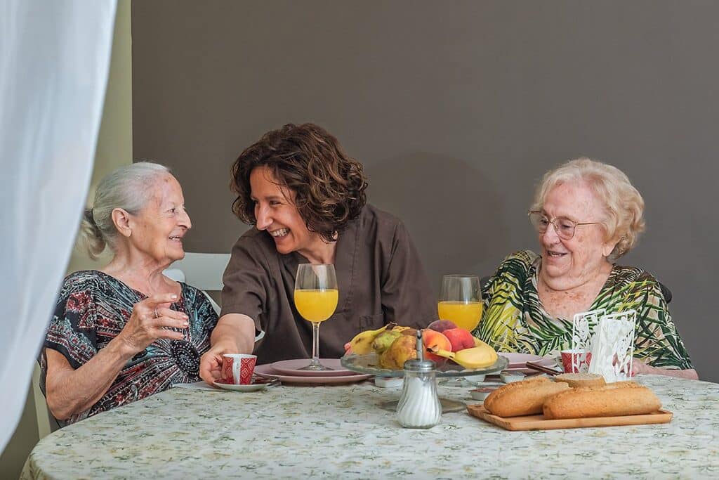 2. ¿Qué servicios ofrece la residencia y centro de día para ancianos en Albacete?